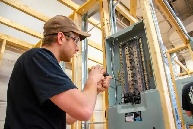 MASTER ELECTRICIAN 24/7 MAÎTRE ÉLECTRICIEN - Great Montreal62863218318337121