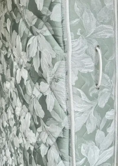 Delivery$: Queen sz clean mattress , View more