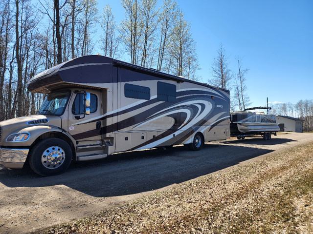 2013 Jayco Seneca in RVs & Motorhomes in Fort St. John - Image 3