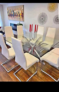 7 pcs dining set available for sale 6 chairs with glass table