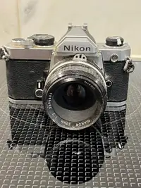 Nikon FM avec Nikkor 50mm f2
