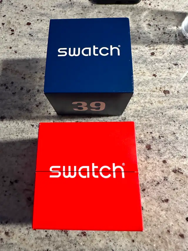 Swatch 39% Edition limitée / Limited edition in Jewellery & Watches in Longueuil / South Shore - Image 3