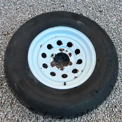 ST225/75R15 trailer tire