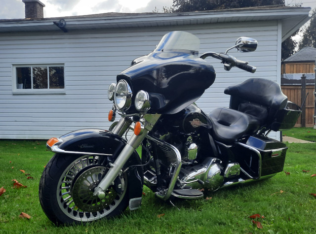 Harley Davidson FLHTC 2009 dans Routières  à Drummondville