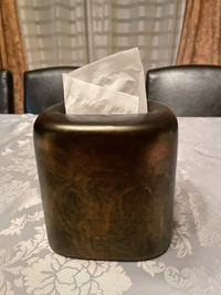 Ceramic tissue box