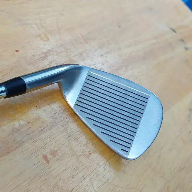 Top Flite Extreme PW (RH) - $25.00 in Golf in Belleville - Image 4
