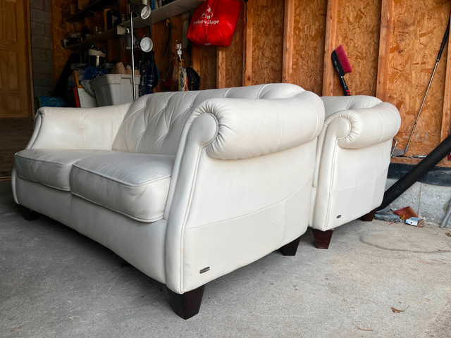 Like new Natuzzi 100% top grain leather sofa set in Couches & Futons in Barrie - Image 2