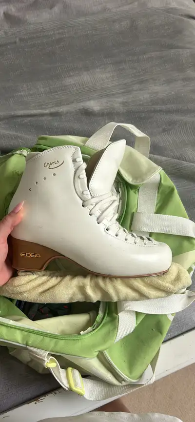 EDEA chorus figure skates, View more