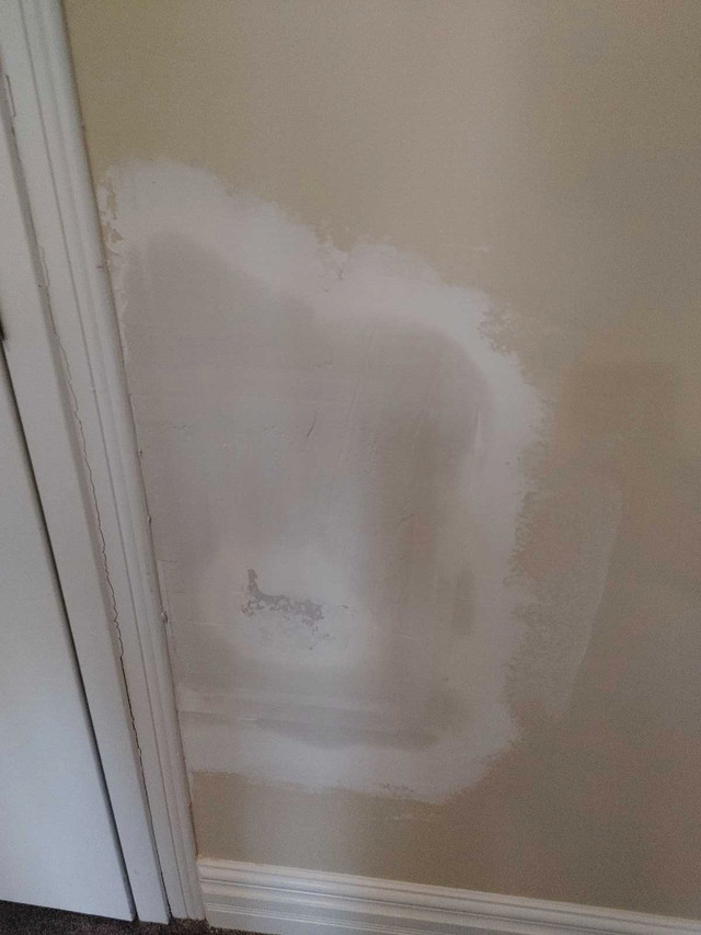 Crack filler/ handyman services in Drywall & Stucco Removal in Saint John - Image 2