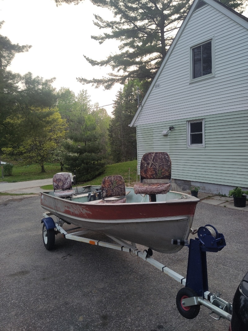 Boat, motor, trailer, 2 trolling motors Powerboats & Motorboats