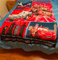 Double Disney cars reversible comforter from a smoke free home