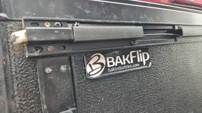 Selling Hard Bakflip G2 6ft Tonneau cover. Came off a 2022 Nissan Frontier. Cover in great shape and...