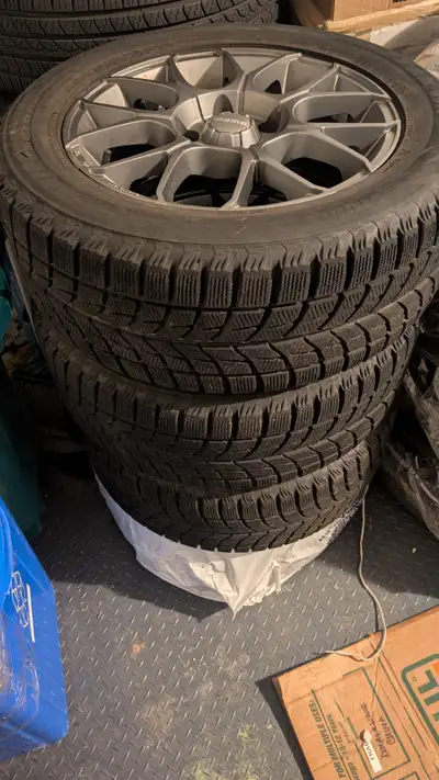 4x Momo Alloy RIMs 4x Bridgestone Blizzak WS60 Winter Tires . Treads are 7/32 I traded in my 2015 BM...