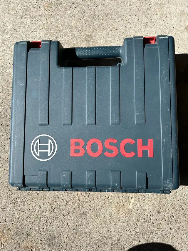 Bosch Case in Tool Storage & Benches in Oakville / Halton Region - Image 3
