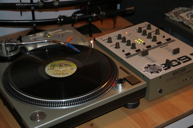 Table tournante Technics SL1200MK3D turntable dans Chaînes stéréo  à Longueuil/Rive Sud - Image 4