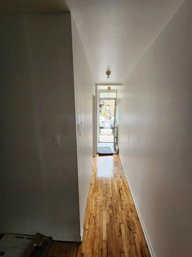 chambre à louer in Room Rentals & Roommates in City of Montréal - Image 7