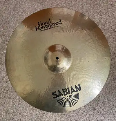 Powerful high-end cut and warm tone combine with a bright bell. Big. Cymbal.