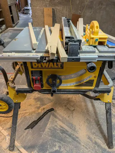 DWE7491RS 10" Jobsite Table Saw and Rolling Stand, View more