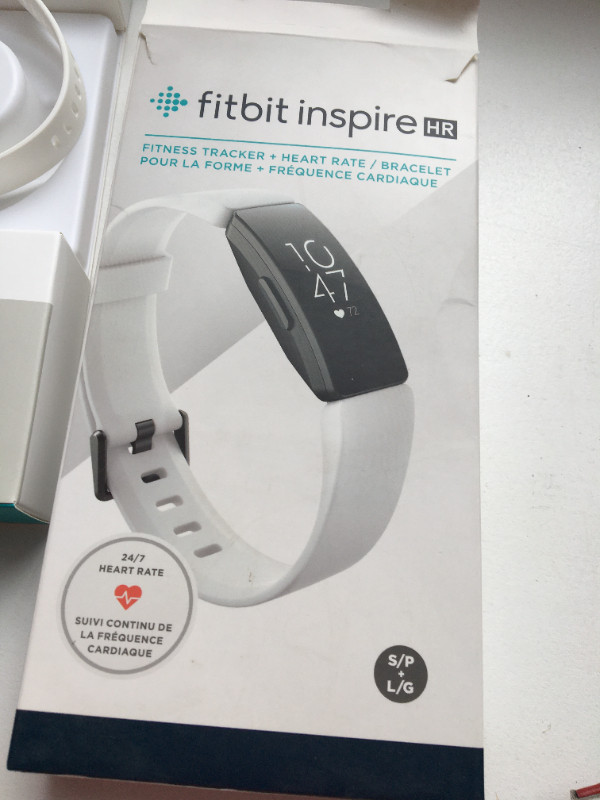 Fitbit Inspire Fitness  tracker with charger in General Electronics in Mississauga / Peel Region - Image 4