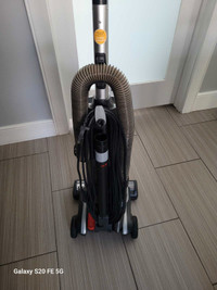 Hoover vacuum