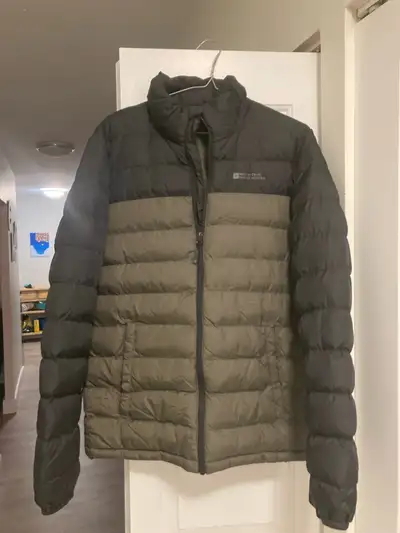 Mens winter coat -Size small, View more