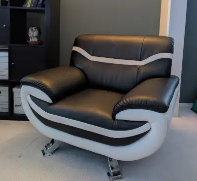 A nice comfortable chair capable of rugged daily use. Purchased with our sofa and loveseat as a 3 pi...