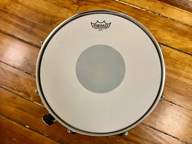 Tama SLP Classic Dry Aluminum 14x5.5 Snare Drum in Drums & Percussion in City of Toronto - Image 6
