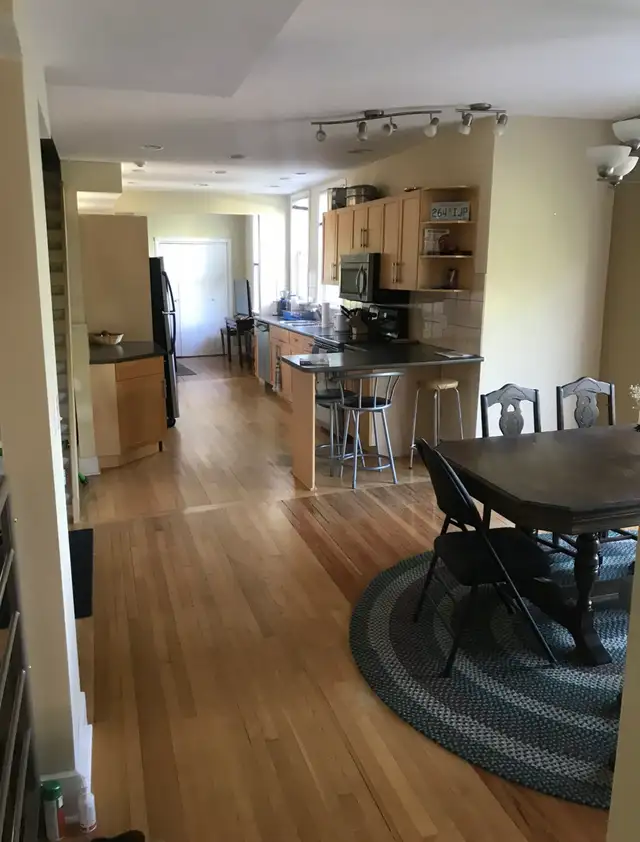 Incredible location   2700 sq ft  heart of Crescentwood in Long Term Rentals in Winnipeg - Image 10