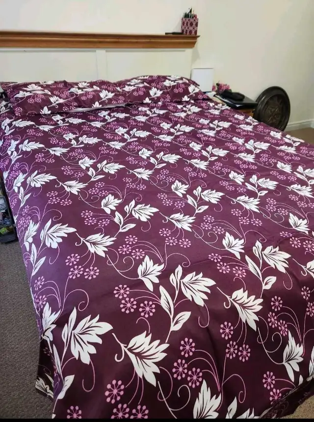 Brand New 3 pieces Queen size bedsheet set in Bedding in Peterborough - Image 3