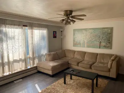 - a group of student /working professional or a nice family preferred - Nice and spacious 4 bedrooms...