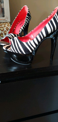 Zebra platform heels