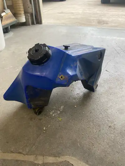Looking for a fuel tank for a 2000 Yamaha yz80. Let me know what you got