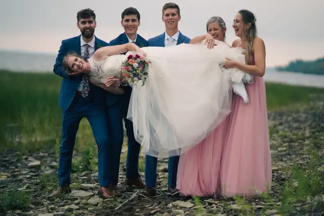 Professional Photography services64319062229761121