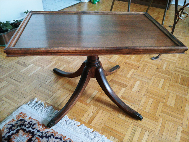 Table de salon merisier Vintage Cherry Wood Coffee table dans Tables basses  à Ville de Montréal