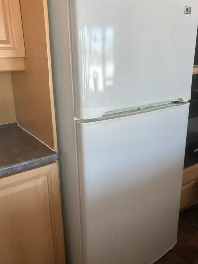 Réfrigérateur LG, View more