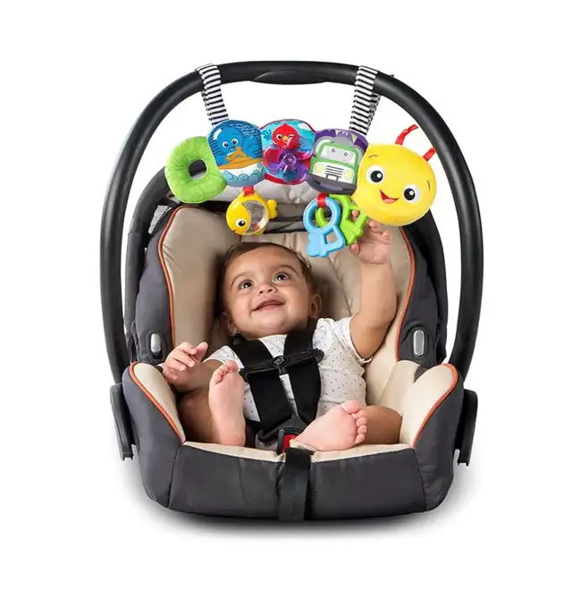 Like NEW!!! Baby Stroller/ Car Seat Toy in Toys in City of Montréal - Image 6