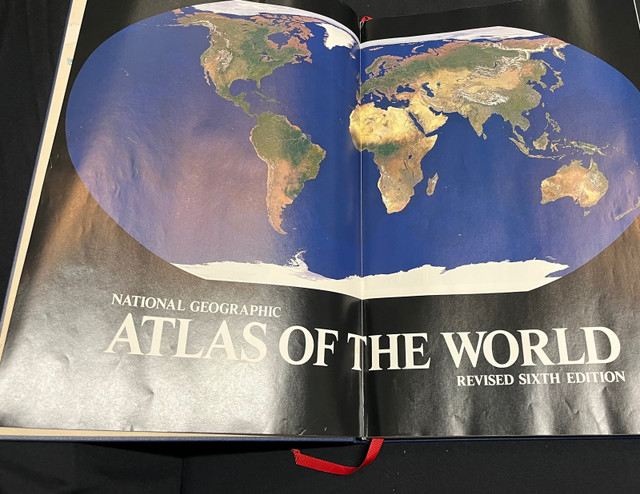Book - National Geographic ATLAS OF THE WORLD 6th Edition in Non-fiction in Bedford - Image 4