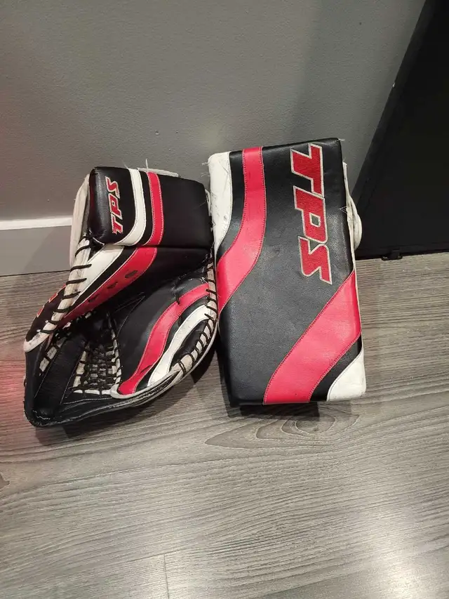 equipement de gardien de but in Hockey in City of Montréal - Image 3
