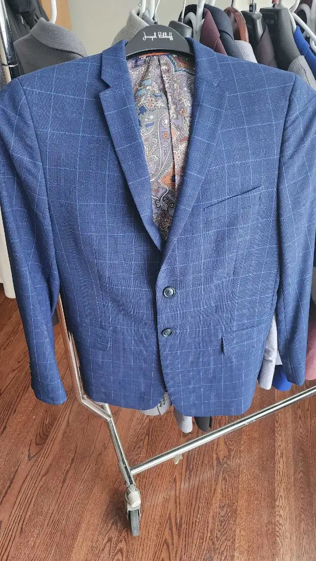 Suits and Jackets for 8-16 yr old in Kids & Youth in Laval / North Shore - Image 4