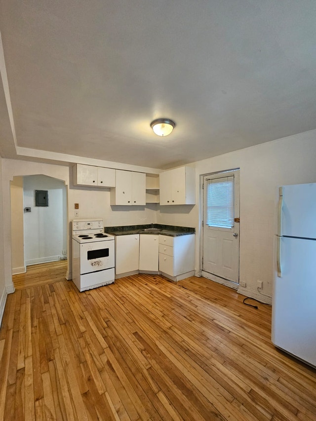 3910 Avenue Linton — photo 1