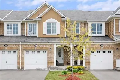 3+1 Bedroom 2 Storey Townhouse for rent in Milton. Backyard!
