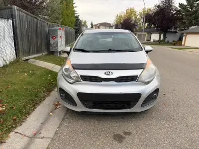 2014 Kia Rio SX (ACTIVE) 143xxxkms Push button start Heated seats Heated stearing wheel Backup camer...