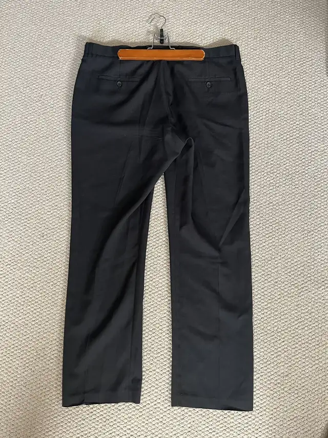 Perry Ellis dress pants in Men's in City of Toronto - Image 3