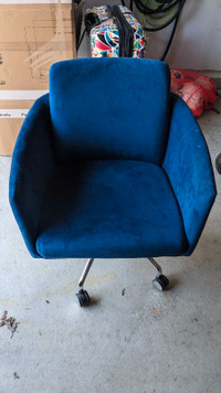 Blue velvet office chair
