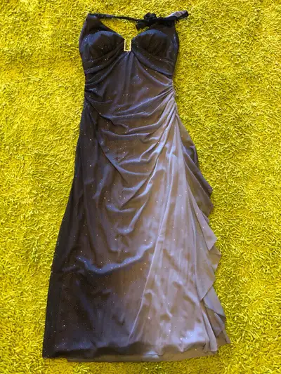 Beautiful ombre grey silver sparkly long gown - 14 P, View more