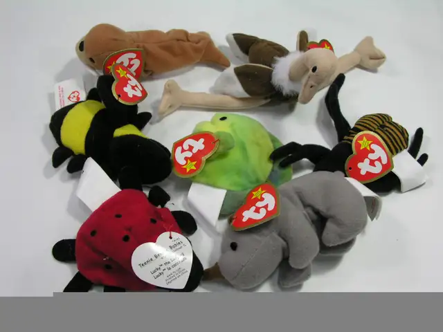 Teanie Babies in Arts & Collectibles in Barrie - Image 6