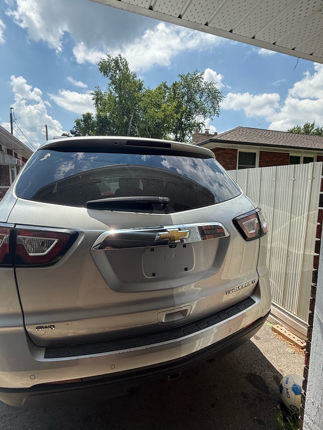 2015 Chevy traverse  in Cars & Trucks in Hamilton