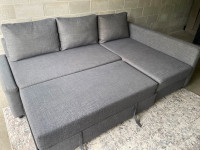 Beautiful Grey sectional couch ( Free delivery)