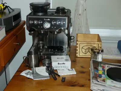 Machine à café Breville, View more