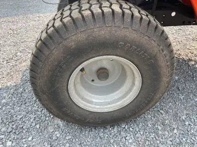 Nice pair of rims and tires $100 firm. Fits Husqvarna, Craftsman, Poulan, Ariens 3/4” shaft with key...